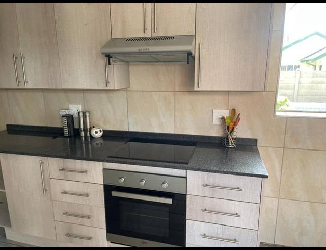 5 BEDROOM HOUSE FOR SALE IN VANDERBIJLPARK SE 2